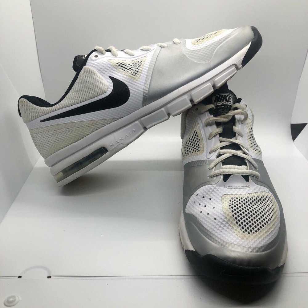 Nike Women's Air Extreme Volleyball Shoes Sz 12W 4